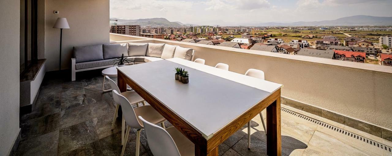 Penthouse Chic By Landev Lägenhet Braşov Exteriör bild