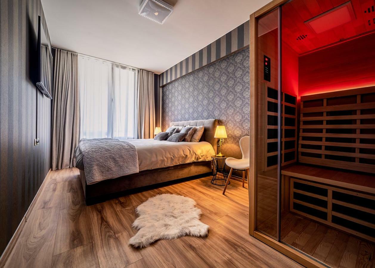 Penthouse Chic By Landev Lägenhet Braşov Exteriör bild